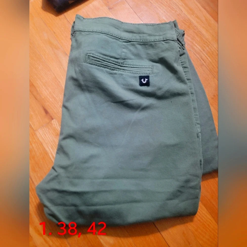True Region-Mens Size 38, 42 - Picture 1 of 1